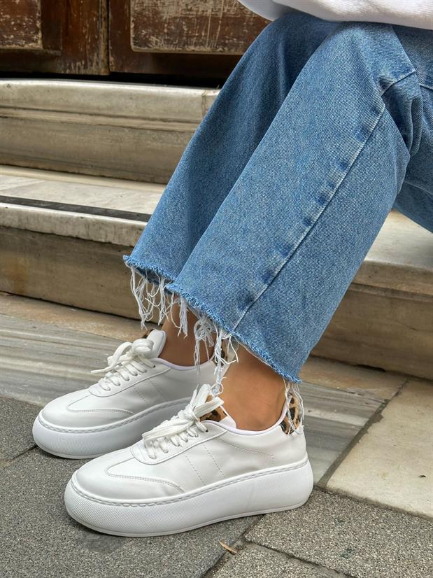 Beyaz Cilt (Leoy) Leopar Bağcıklı Kadın Sneakers
