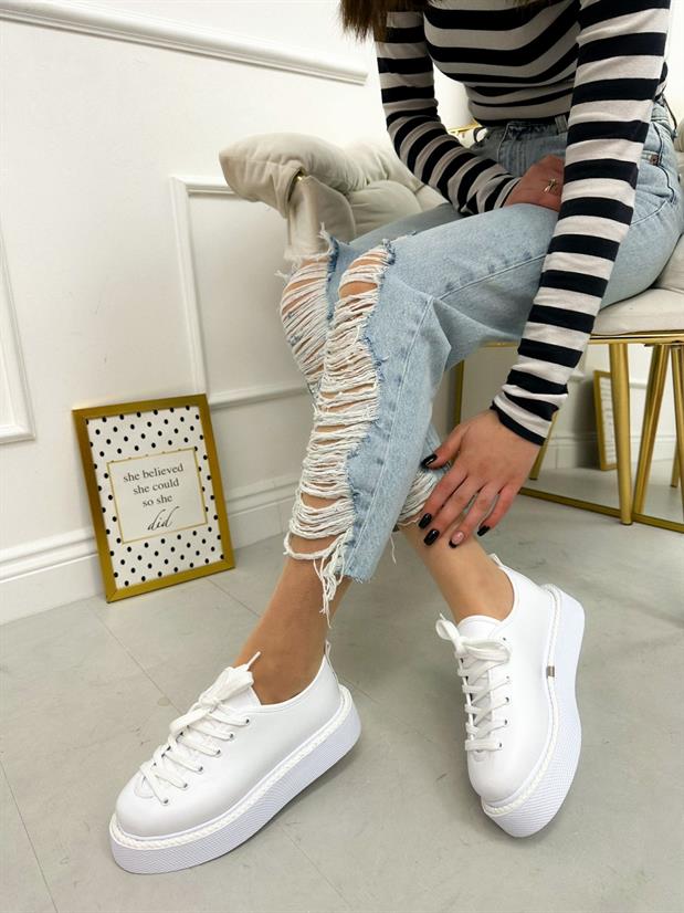 Beyaz Cilt (Tila) Kadın Bağcıklı Sneakers