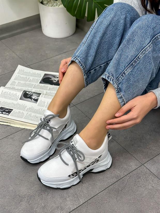 Beyaz Dalgıç Kumaş (Ryan) Kadın Sneakers