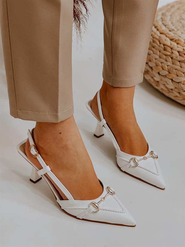 Beyaz Deri (Moss) Toka Detay Kadın Stiletto