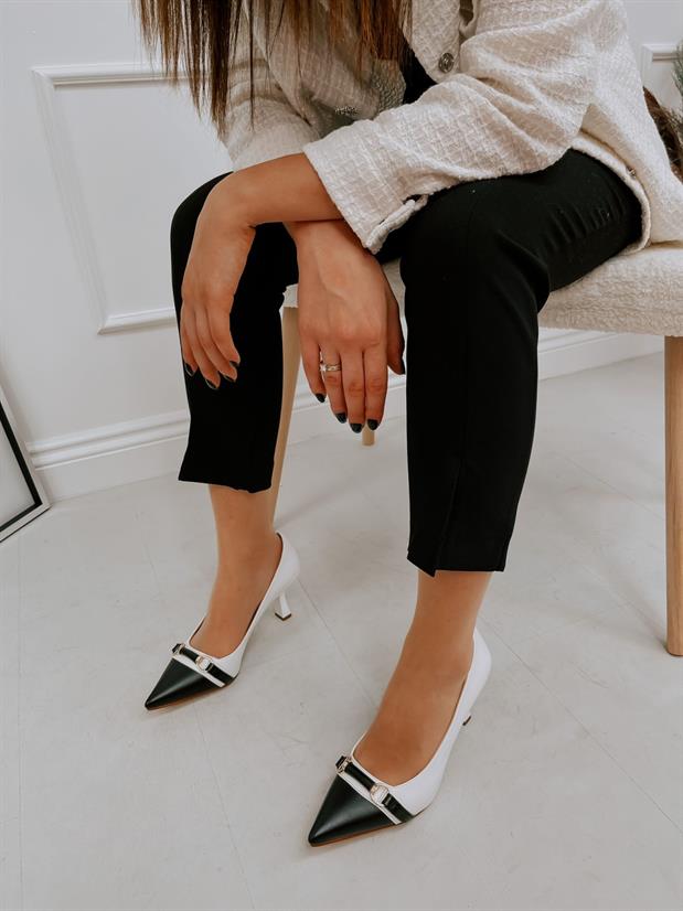 Beyaz Siyah (Lady) Toka Detay Kadın Stiletto