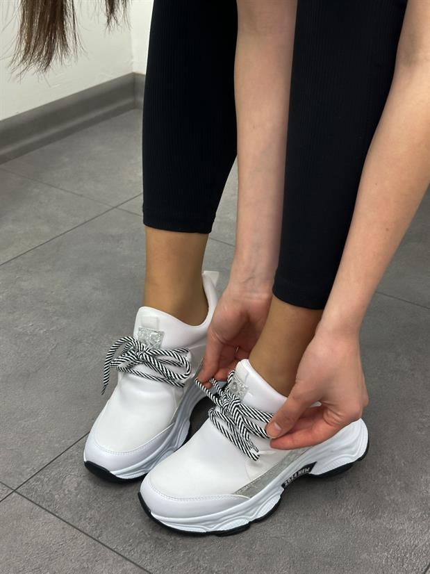 Beyaz Triko (Odette) Kadın Gizli Topuklu Bağcıklı Sneakers