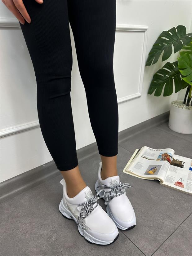 Beyaz Triko (Odette) Kadın Gizli Topuklu Bağcıklı Sneakers