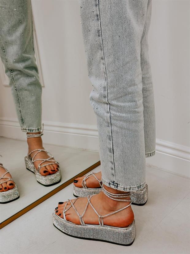 Gümüş (Pamela) Taş Detay Bilek Bağlamalı Kadın Sandalet