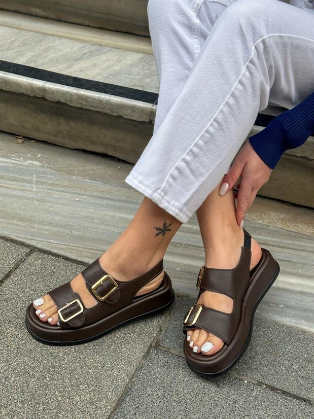 Kahve Cilt (Jenny) Gold Toka Detay Kadın Sandalet
