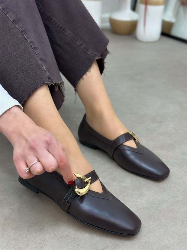 Kahve Cilt (Lovely) Kalp Aksesuar Kadın Babet