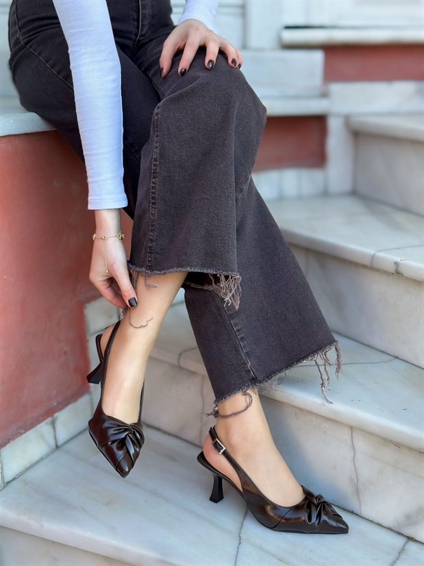 Kahve Kırışık Deri (Bow) Fiyonk Detay Kadın Stiletto