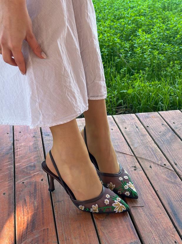 Kahve (Livia) Çiçek Nakış Detay Topuklu Kadın Stiletto