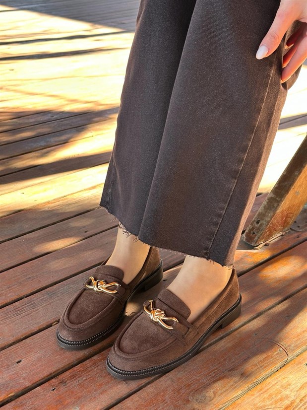 Kahve Süet (Teseri) Gold Sarmal Toka Detay Kadın Loafer