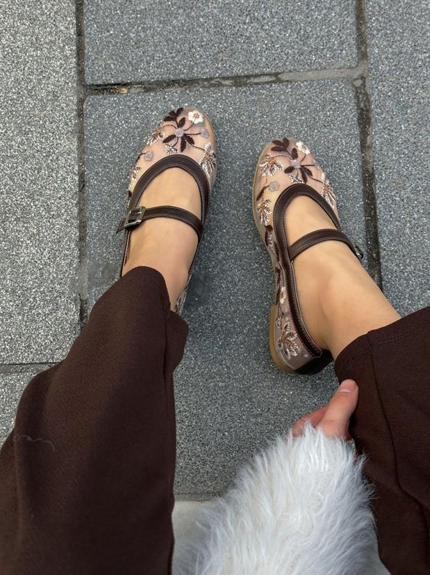 Kahve Tül (Rosa)  Nakış İşlemeli Kadın Babet