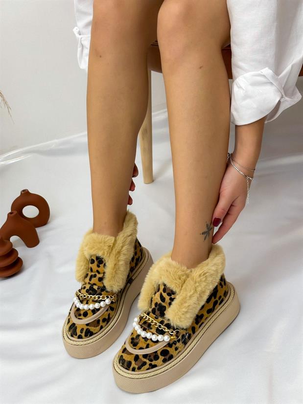 Leopar (Loretta) Tüylü İnci Detay Kadın Bot