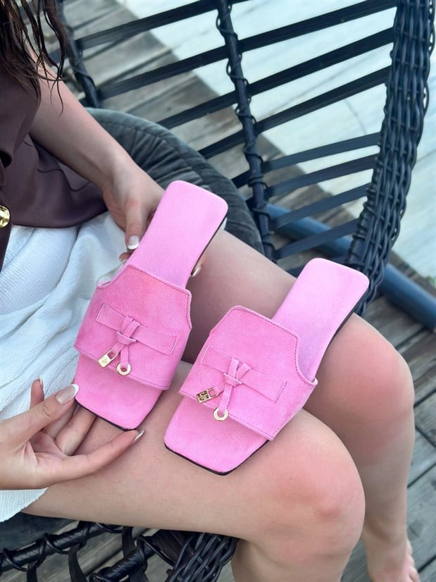 Pembe Süet (Kless) Toka Detay Kadın Terlik