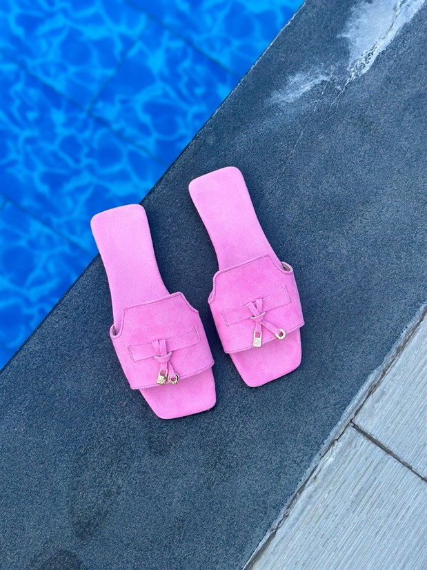 Pembe Süet (Kless) Toka Detay Kadın Terlik