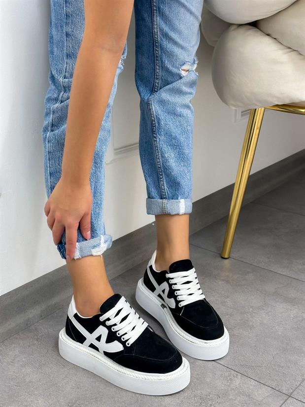 Siyah Beyaz (Tig) Kadın Bağcıklı Sneakers