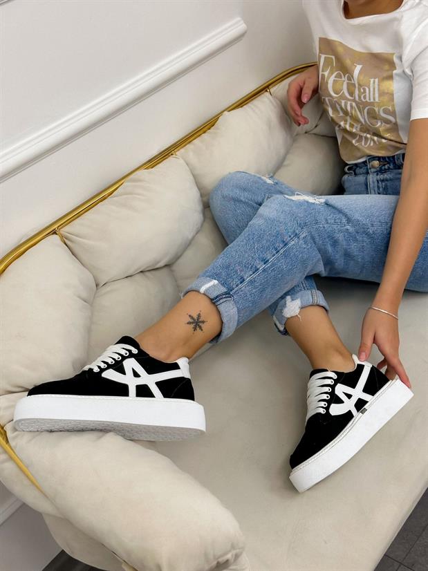 Siyah Beyaz (Tig) Kadın Bağcıklı Sneakers