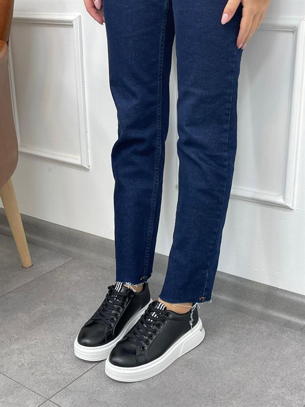 Siyah Cilt (Dean) Bağcıklı Sneakers
