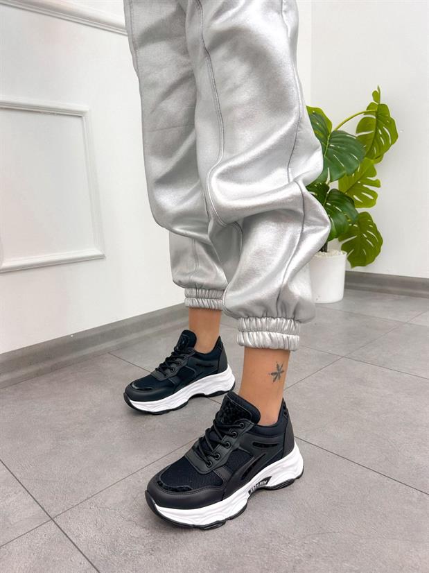 Siyah Cilt (Leo) Leopar Detaylı Kadın Bağcıklı Sneakers