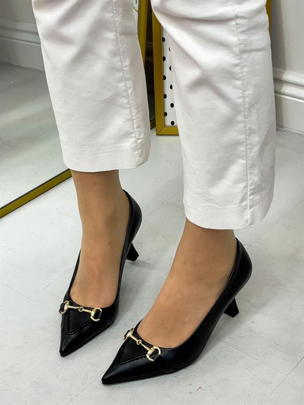 Siyah Cilt (MossCross) Toka Detay Kadın Stiletto