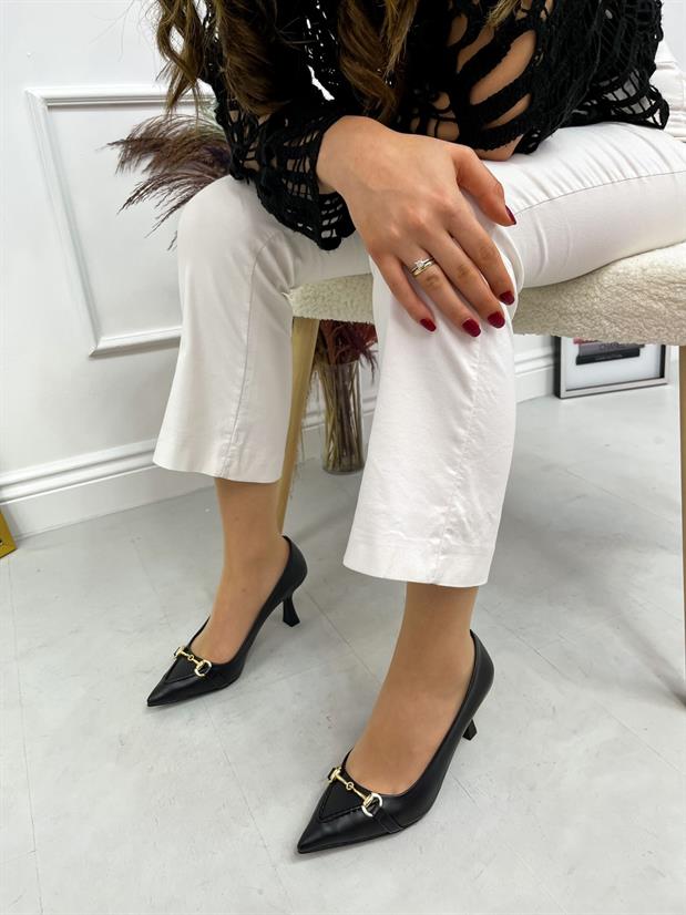 Siyah Cilt (MossCross) Toka Detay Kadın Stiletto