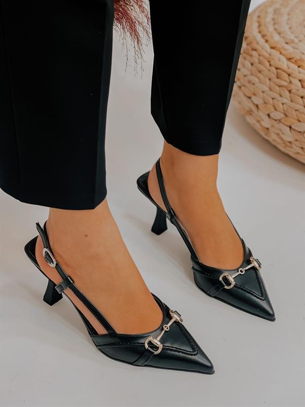 Siyah Deri (Moss) Toka Detay Kadın Stiletto