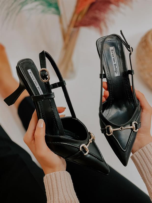 Siyah Deri (Moss) Toka Detay Kadın Stiletto