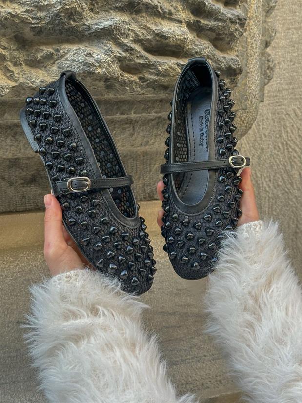 Siyah File (Rosy) Boncuk Detay Kadın Babet