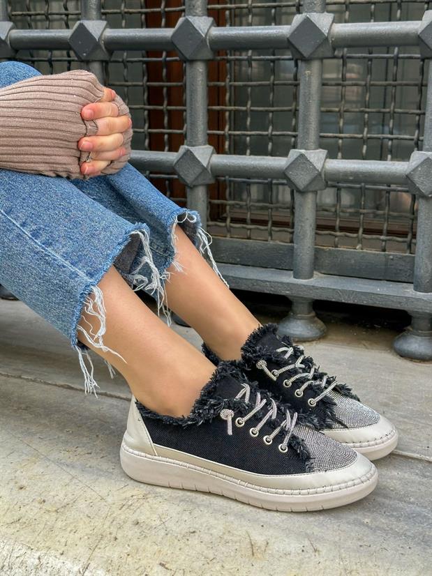 Siyah Keten (Jule) Taş Bağcıklı Kadın Sneakers