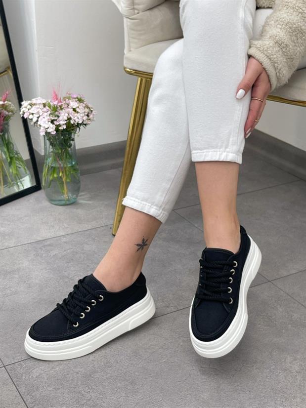 Siyah Keten (Werner) Bağcıklı Kadın Sneakers