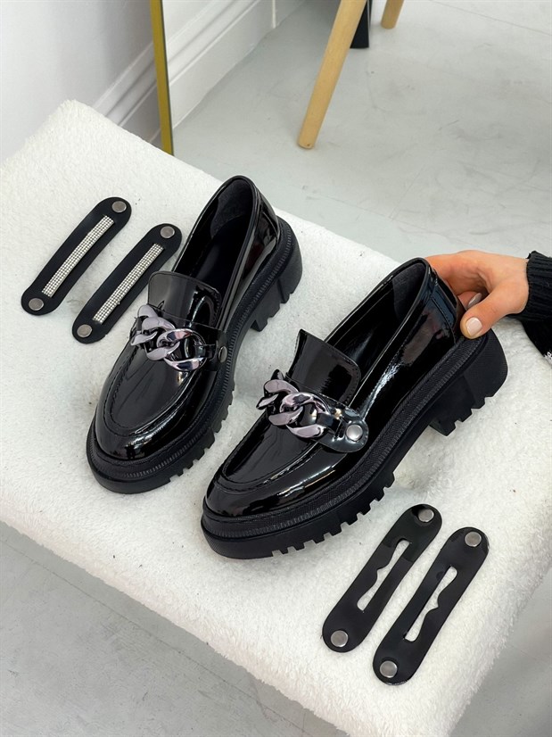 Siyah Rugan (Fabio) Üç Tokalı Kadın Loafer