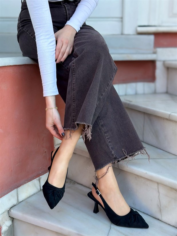 Siyah Süet (Bow) Fiyonk Detay Kadın Stiletto