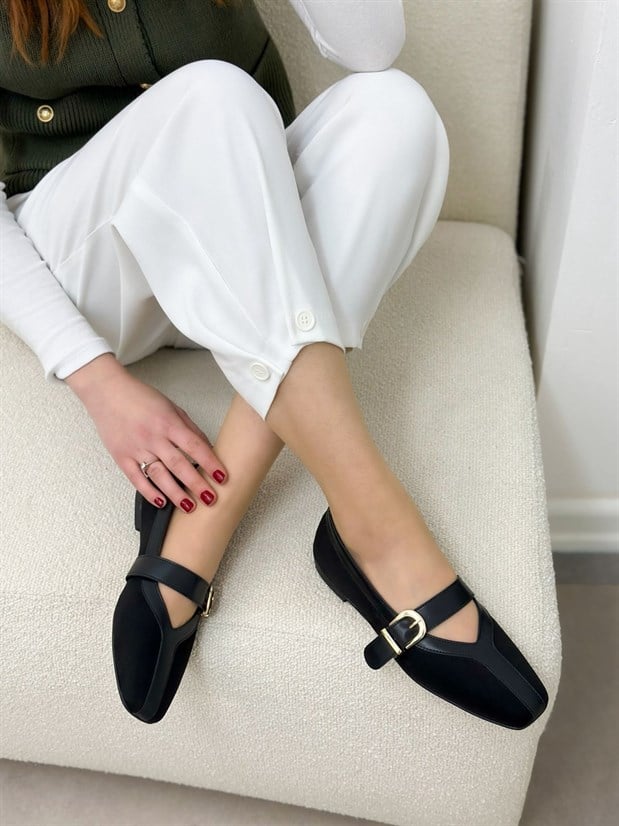 Siyah Süet (Luna) Deri Parça Detay Kadın Babet