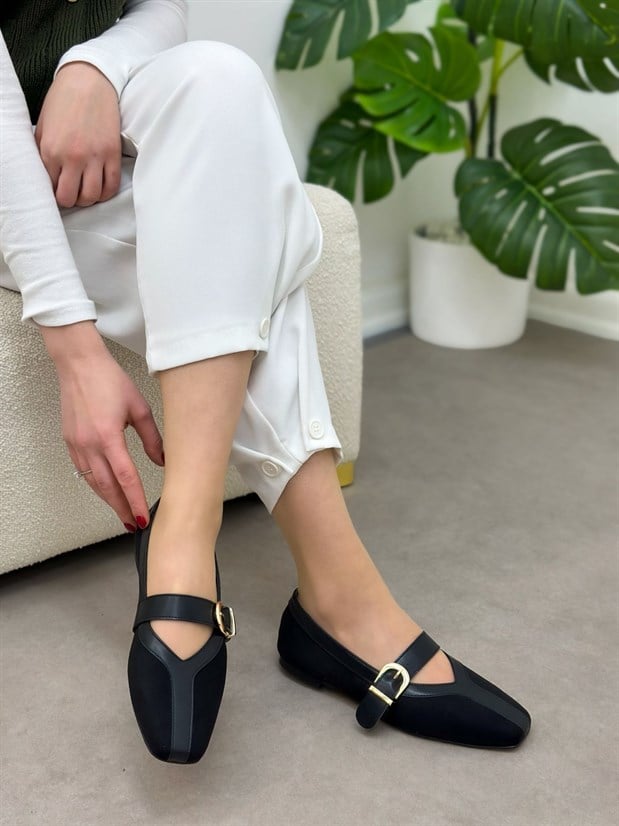 Siyah Süet (Luna) Deri Parça Detay Kadın Babet