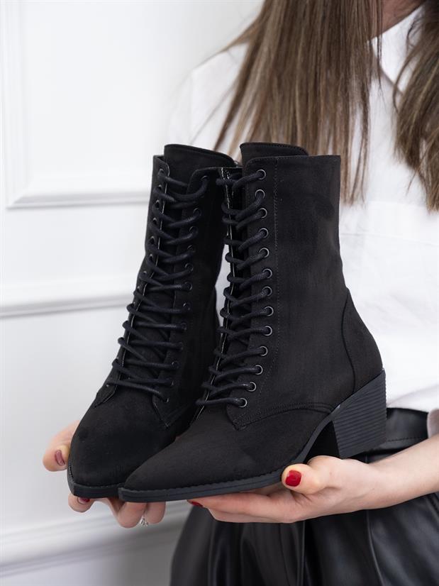 SİYAH SÜET (MARTİN) BAĞCIK DETAY TOPUKLU BOT