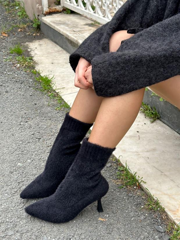 Siyah Triko ( Violette ) Kadın Topuklu Bot