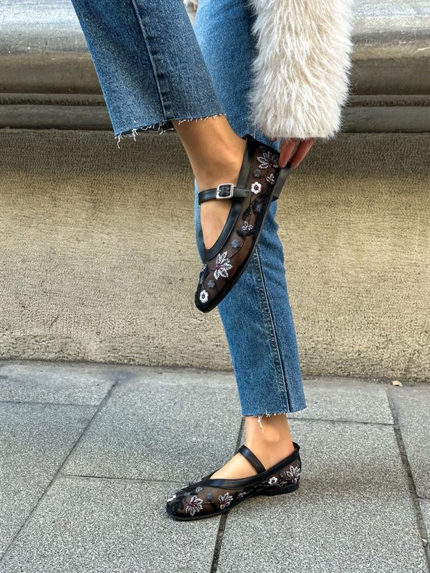 Siyah Tül (Rosa) Nakış İşlemeli Kadın Babet