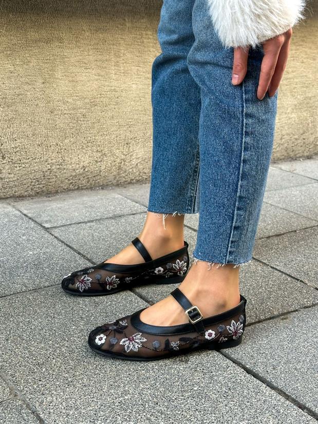 Siyah Tül (Rosa) Nakış İşlemeli Kadın Babet