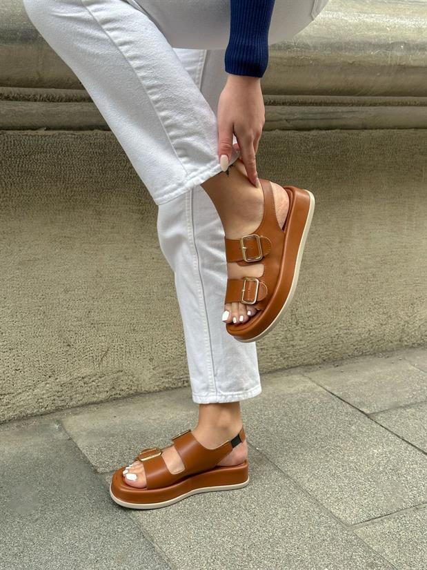 Taba Cilt (Jenny) Gold Toka Detay Kadın Sandalet