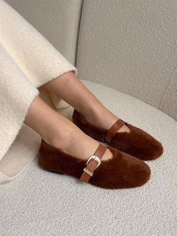 Taba Tüylü (Biana) Kemer Detaylı Peluş Babet