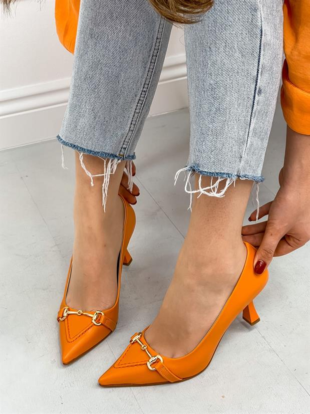 Turuncu Cilt (MossCross) Toka Detay Kadın Stiletto