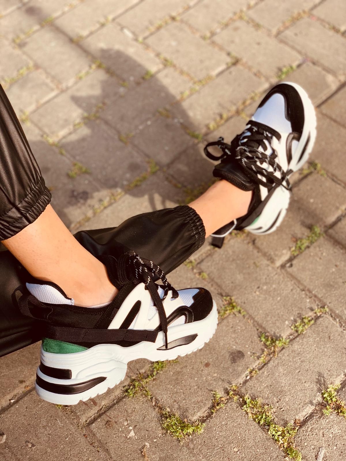 Siyah-Beyaz (Sentello) Kadın Spor Ayakkabı Sneakers l Erva'nın Butiği