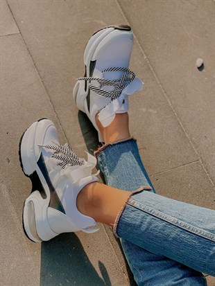 Beyaz Dalgıç (Ribbon) Fiyonk Detay Kadın Bağcıklı Sneakers