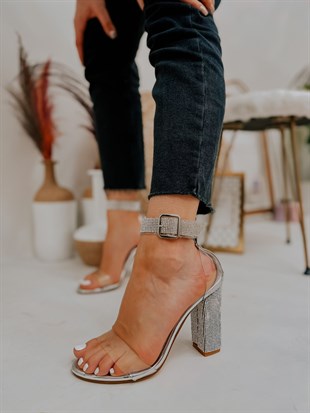 Hologram (Monaco) Taş Detay Kadın Topuklu Sandalet