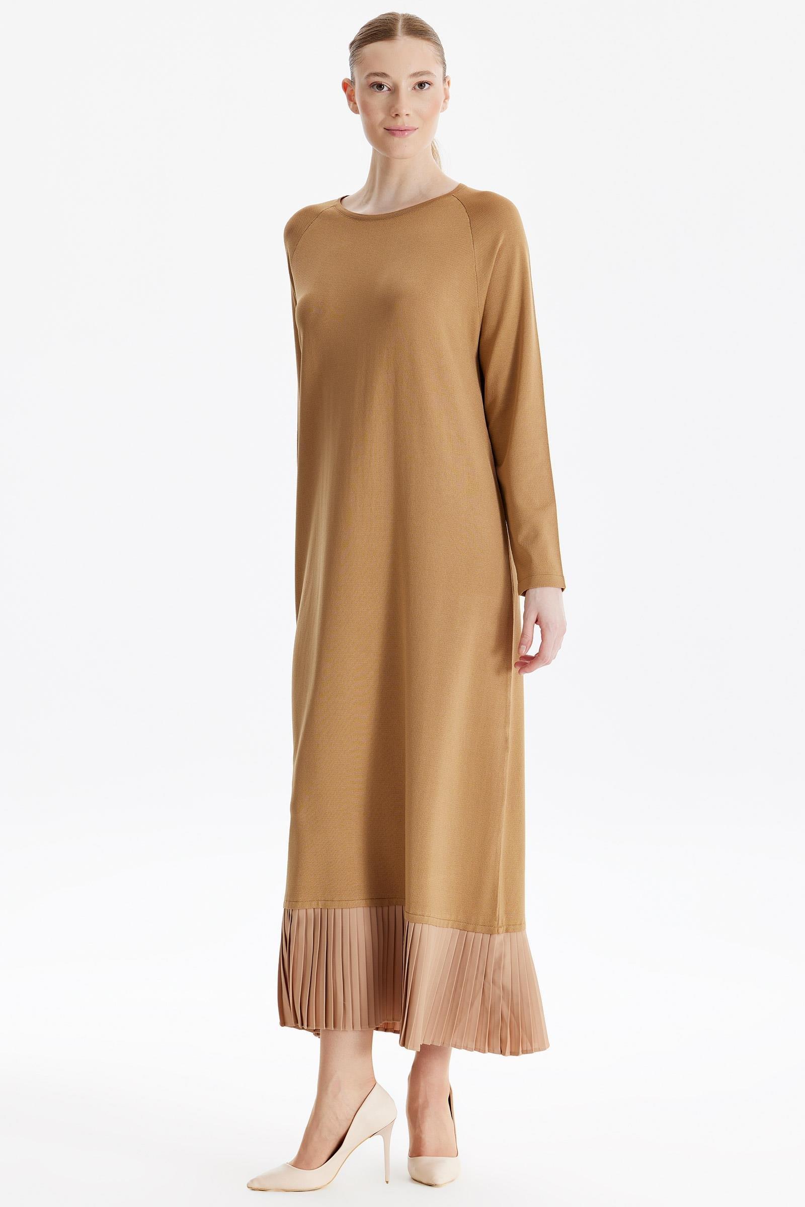 Etek Altı Piliseli Rayon Elbise CAMEL