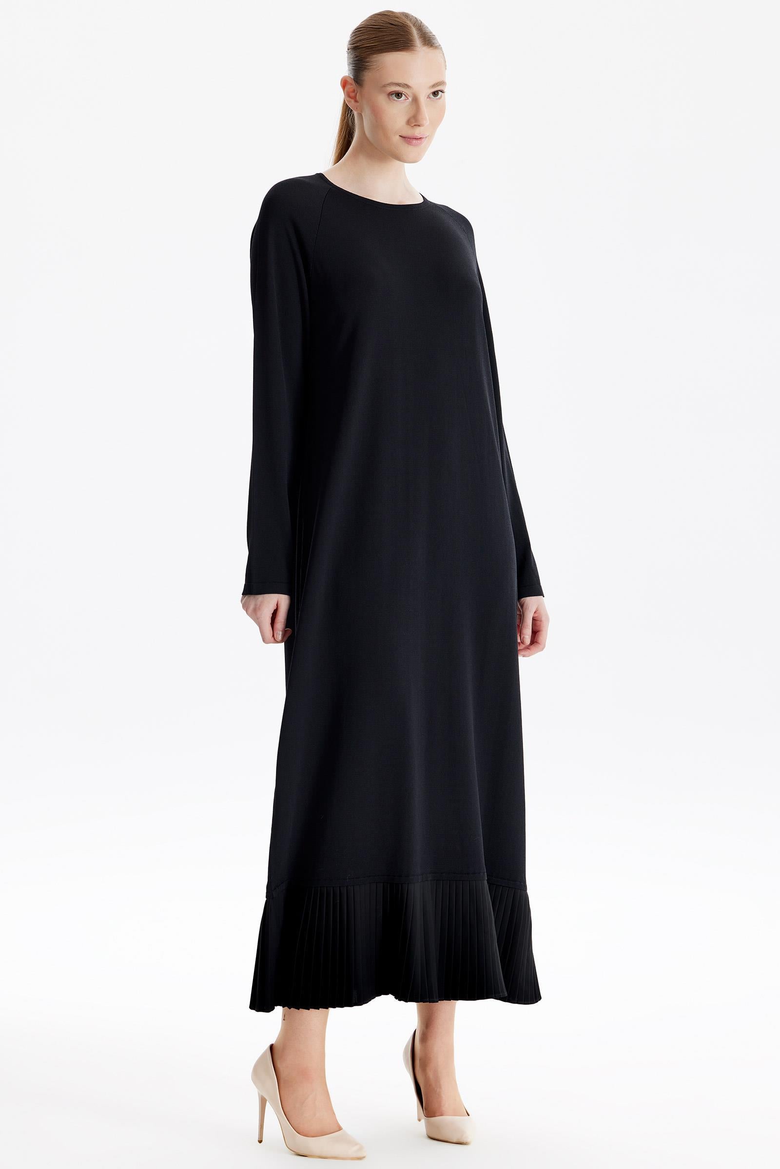 Etek Altı Piliseli Rayon Elbise SİYAH