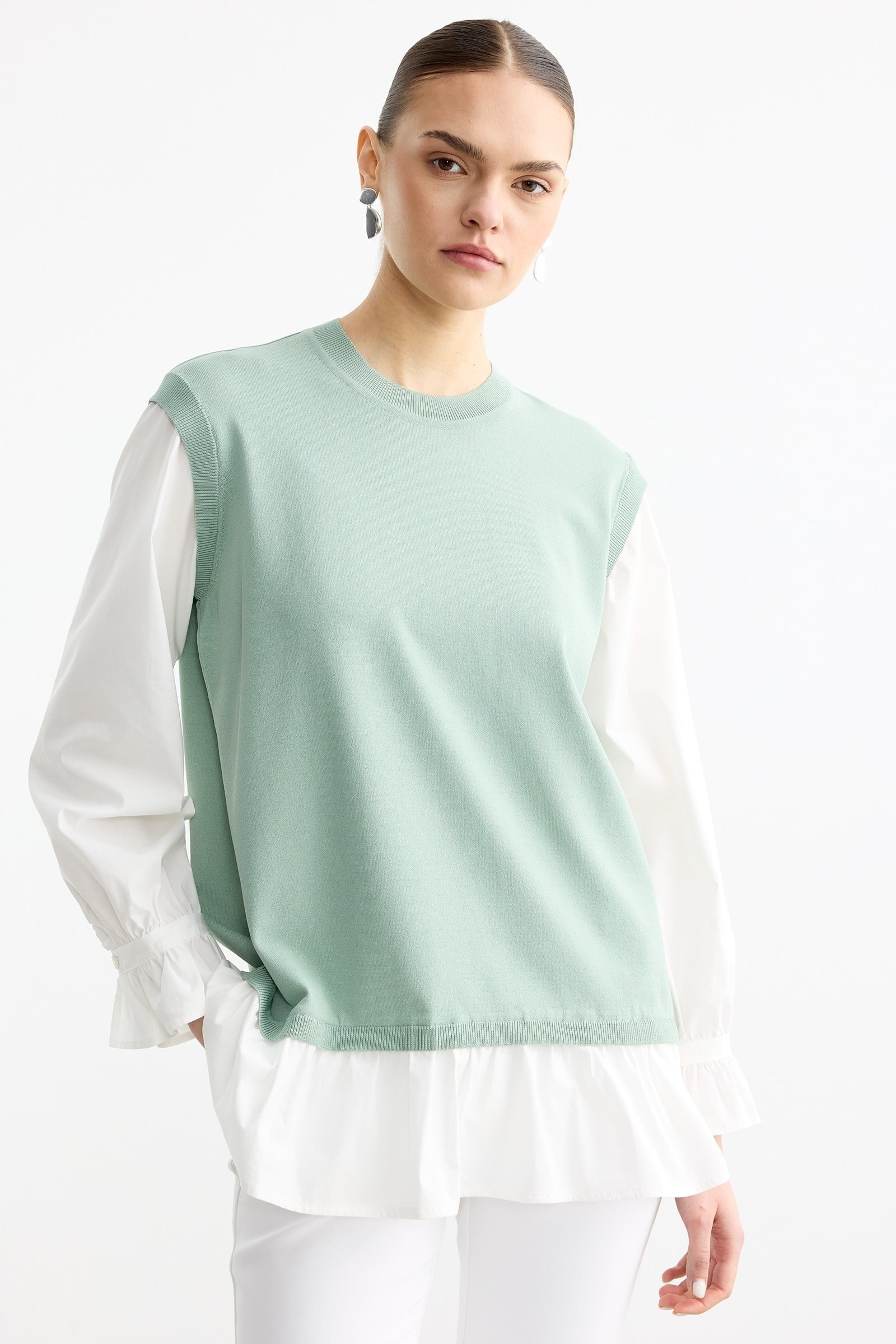 Gömlek Görünümlü Metal Broş Detaylı Rayon Tunik MİNT