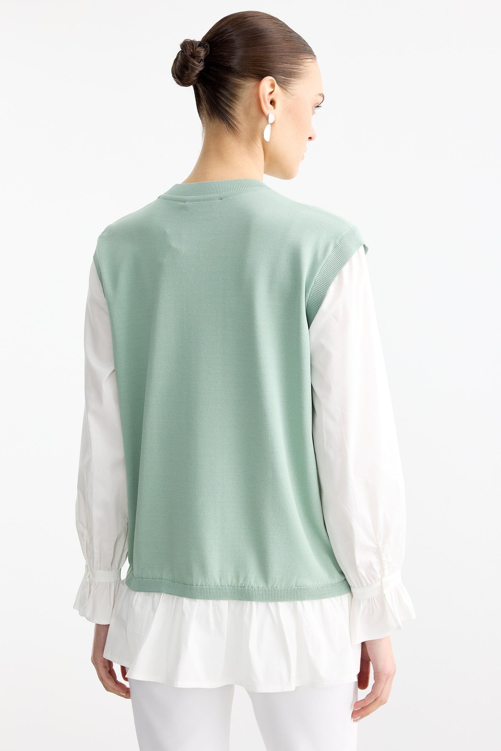 Gömlek Görünümlü Metal Broş Detaylı Rayon Tunik MİNT