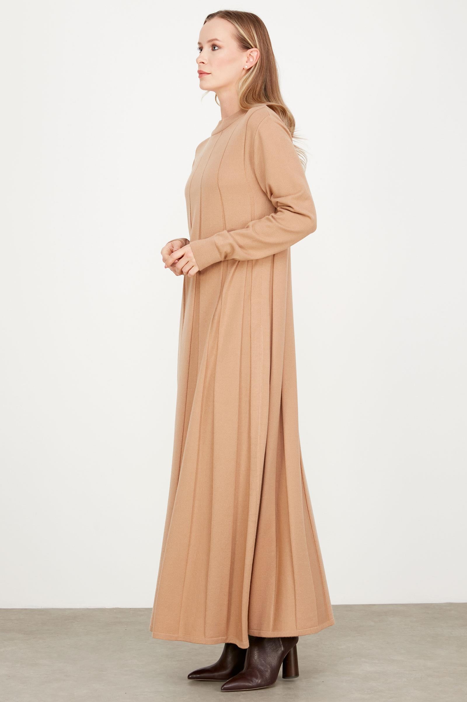 Kalın Piliseli Triko Elbise CAMEL