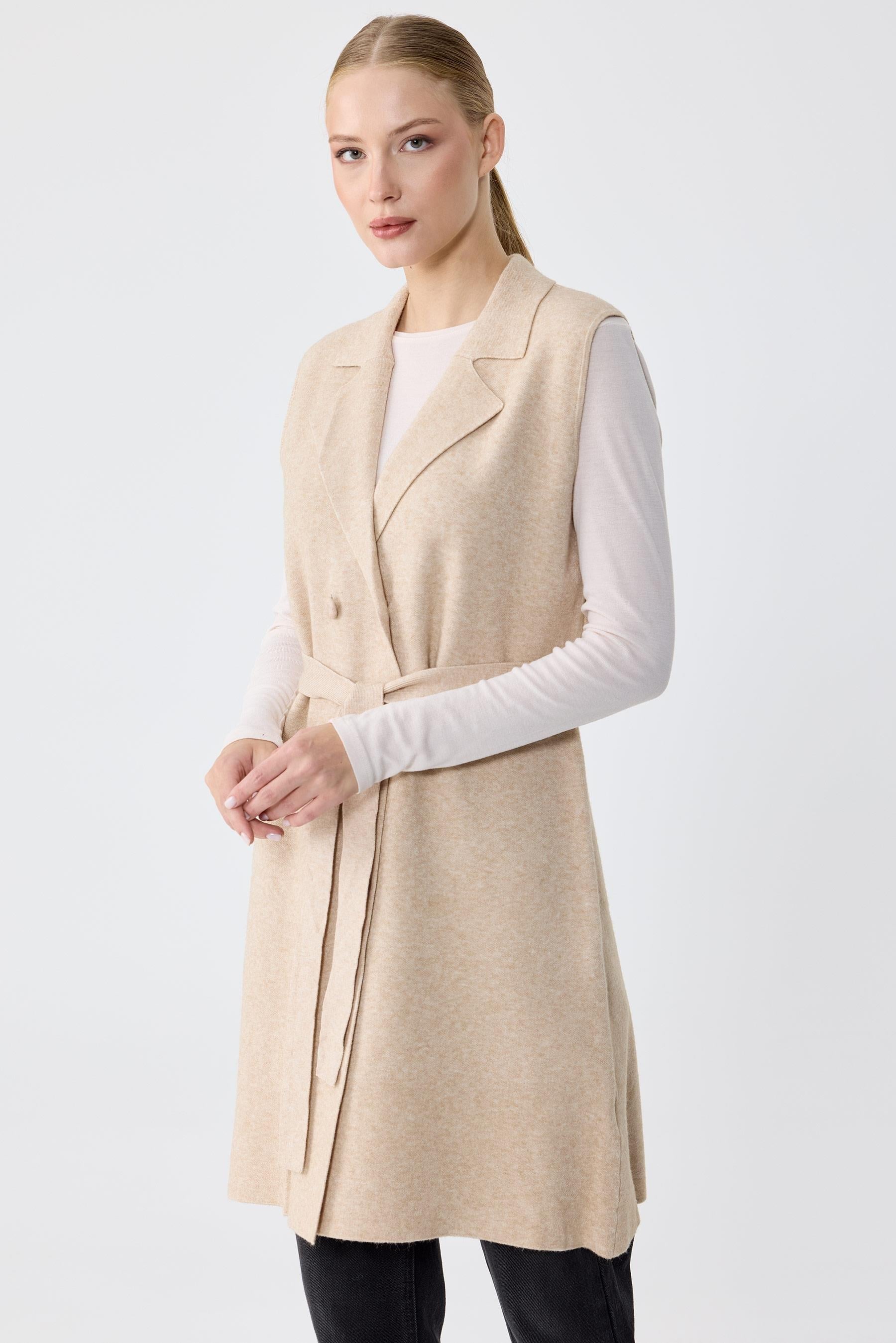 Kruvaze Yaka Düğmeli Triko Yelek BEJ