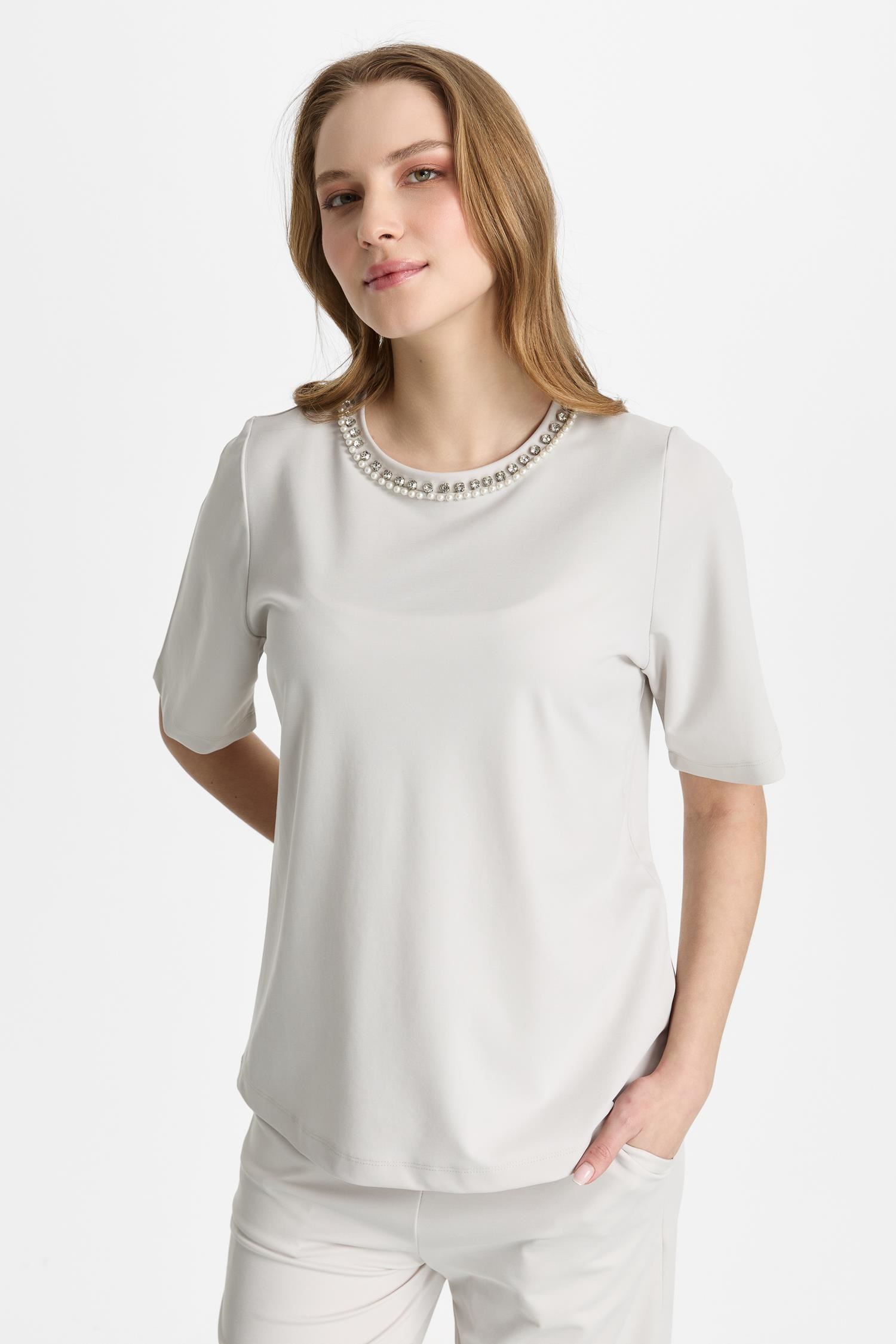 Mutlu Ertan Kadın İnci Detaylı Kısa Kollu Bluz Gri 30473