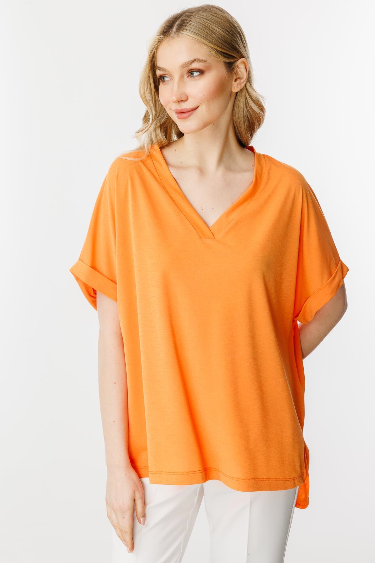 Mutlu Ertan Kadın Oversize V Yaka Kısa Kol Bluz Turuncu 30340